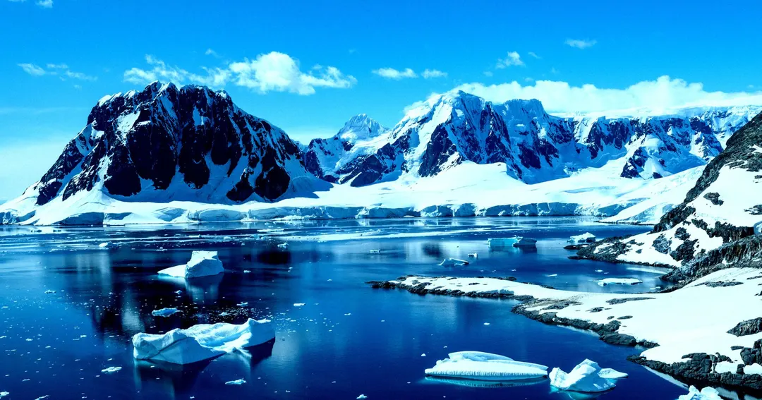 Scientists Find Remnants of Huge Life-Giving Continent Beneath Antarctica