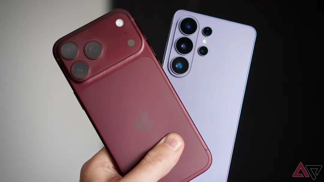 iPhone 18 Pro Max variable aperture vs Galaxy S26 Ultra