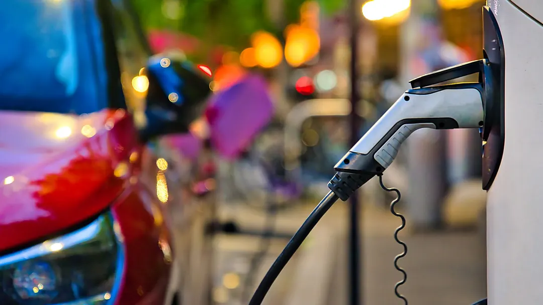 Anode-free lithium-metal battery boosts energy density