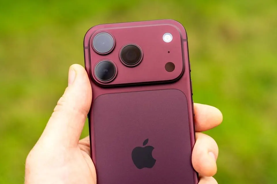 iPhone 18 Pro Variable Aperture Passes Test, With A Catch