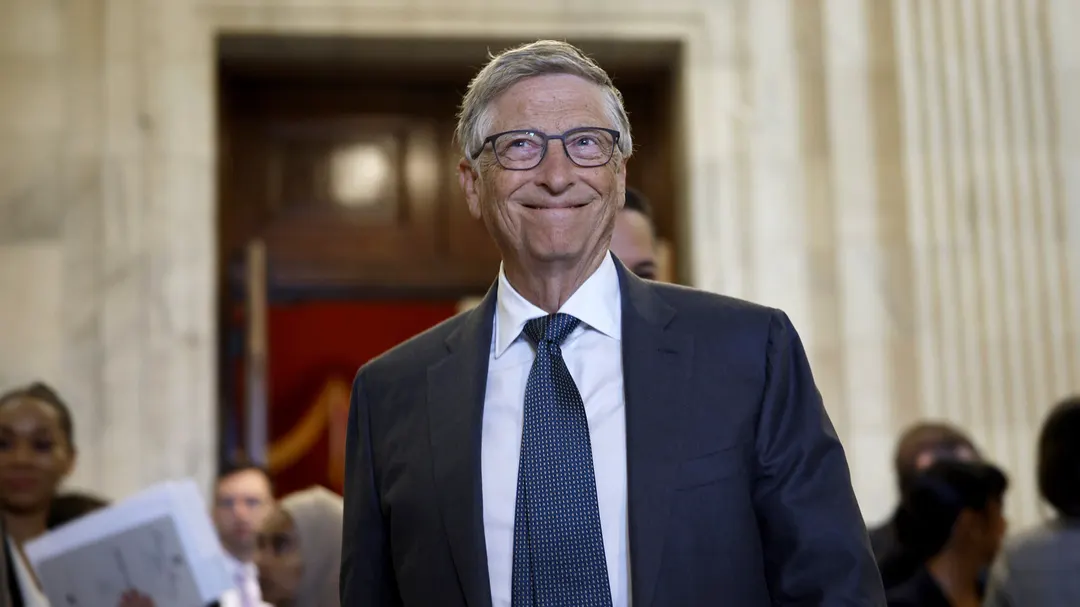 Bill Gates: it's 'completely irresponsible' for AI to lack safeguards