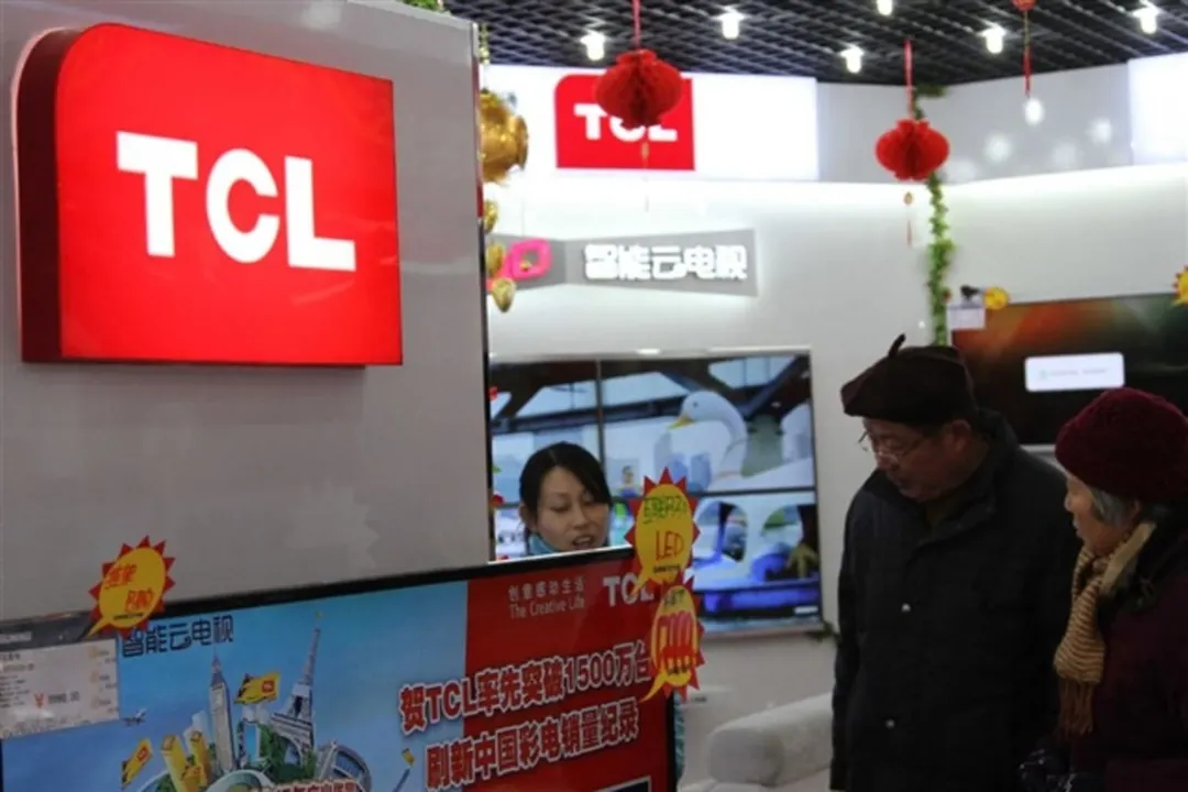 Chinese LCD makers raise prices as OLED patent war with Samsung escalates