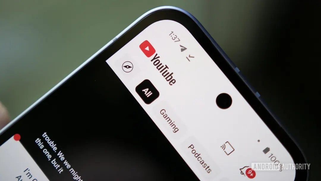 YouTube fixes missing thumbnails and blank gaps in mobile feeds