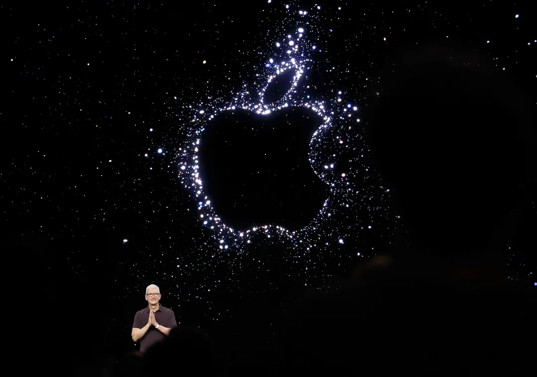 How Apple Turned iPhone Satellite SOS Into a Standard