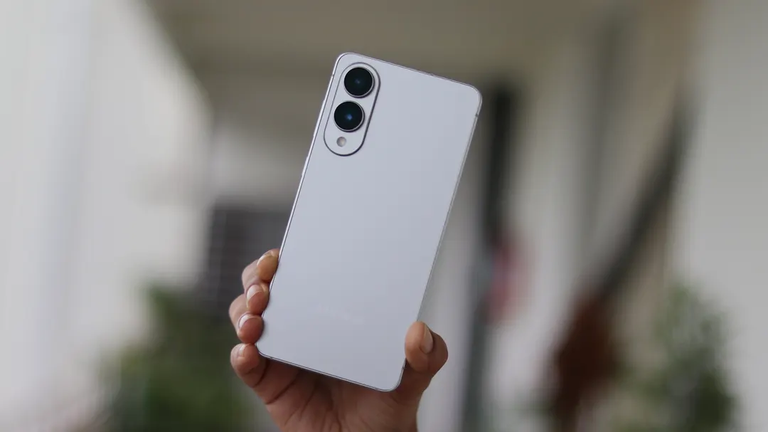 Stable One UI 9.0 rolls out to Galaxy S25 Edge and S25 FE