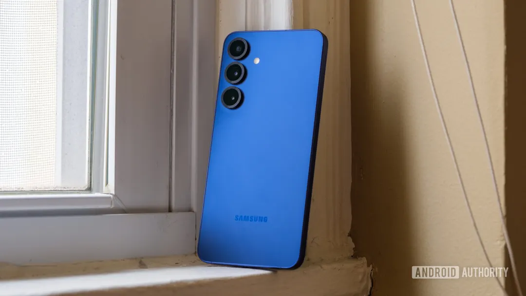 Stable One UI 9 rolls out to Galaxy S25 and Z Fold 7/Flip 7 in Korea