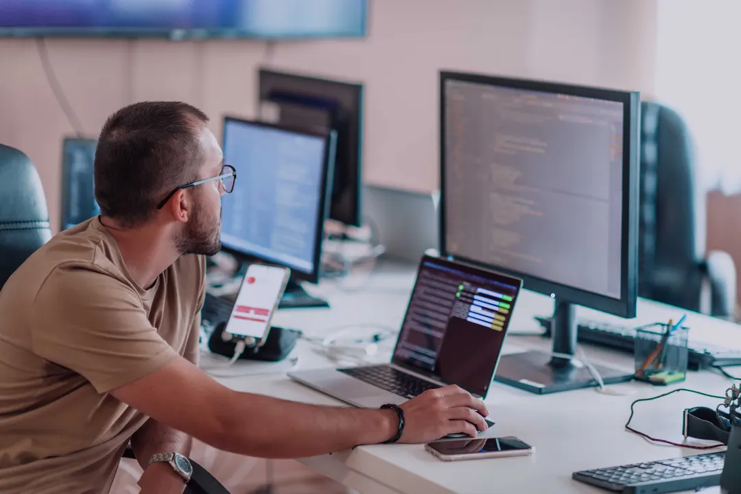 pgEdge launches Starfleet, a Postgres platform for AI apps