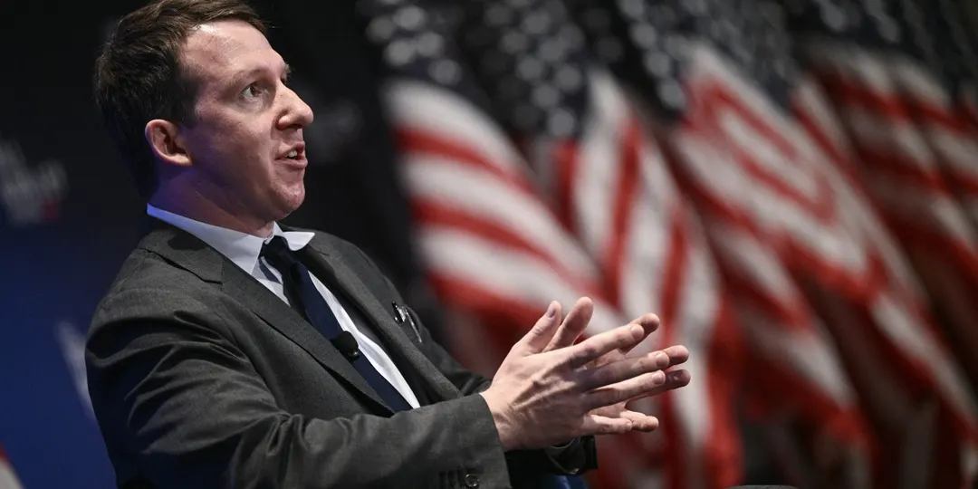 AI research leaders warn of "intelligence explosion," call for oversight