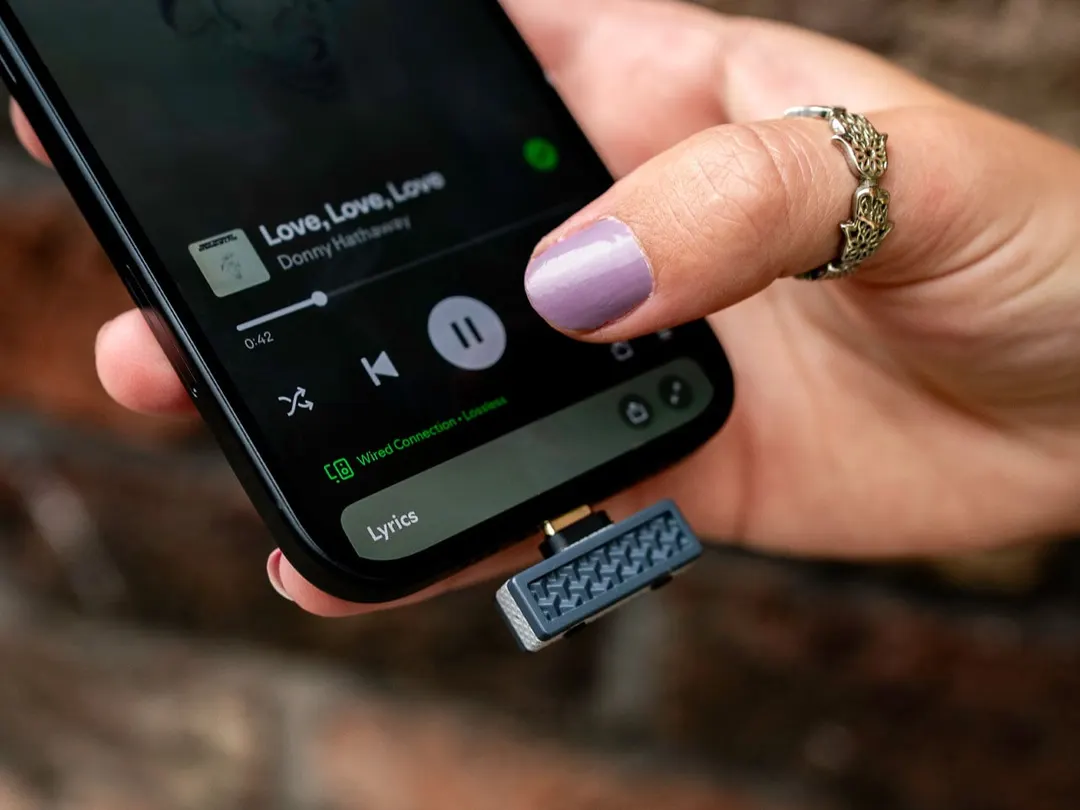 iFi Audio UP Play Max: $89 Bluetooth dongle brings lossless audio to iPhone