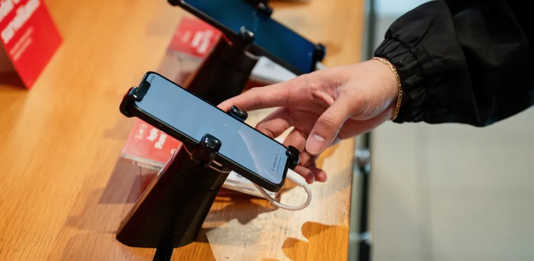 Vodafone launches Australia's first 48-month mobile payment plans