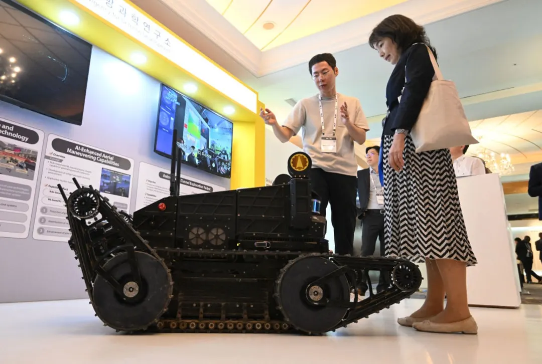 Neubility unveils Billy: wheeled humanoid with camera-only navigation, no lidar