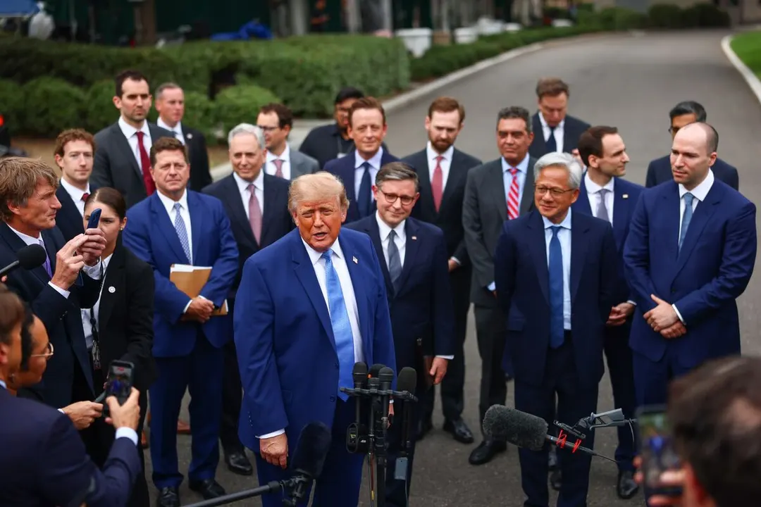 Trump orders federal agencies to call AI "Super Intelligence"