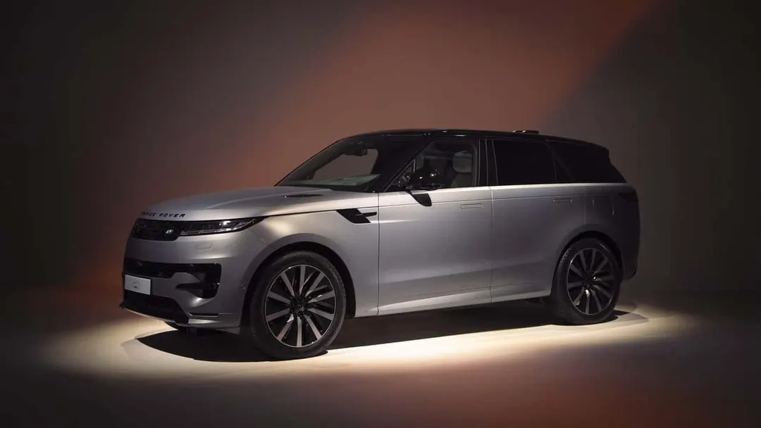Range Rover Sport Electric: 542 hp, 378-mile range, 350 kW charging