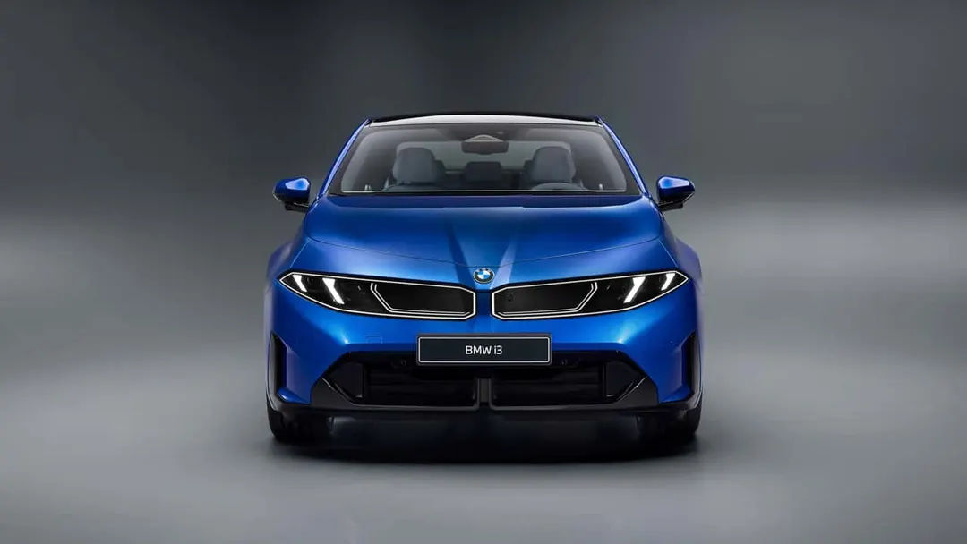 BMW launches cheaper i3 40 xDrive with 82.8 kWh battery