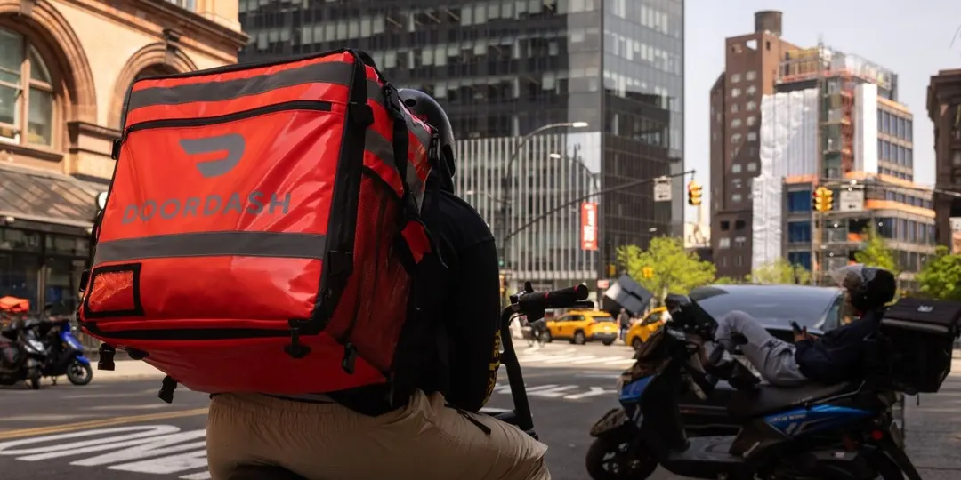 DoorDash adds clothing and footwear delivery with Macy's and other retailers