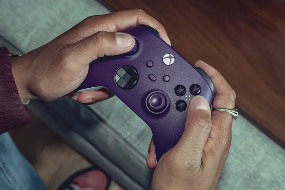 Xbox lets players turn game discs into free digital copies