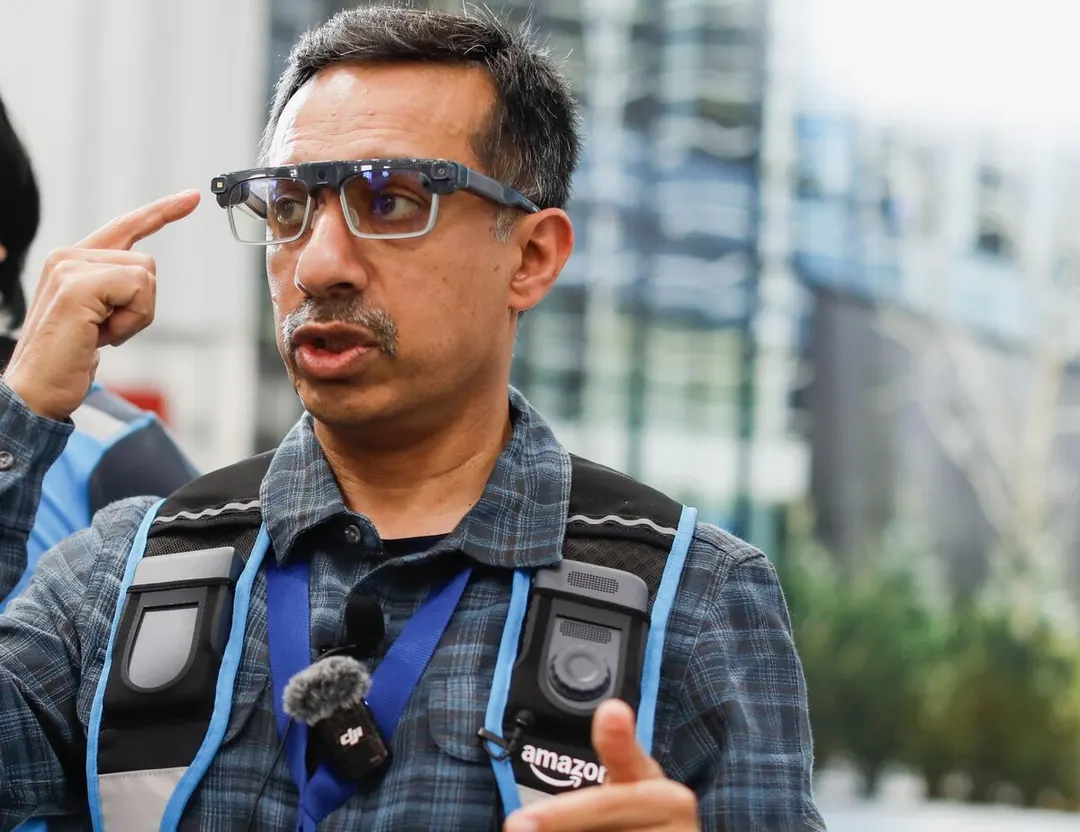 Amazon to put smart glasses on 5,000 drivers in 2026