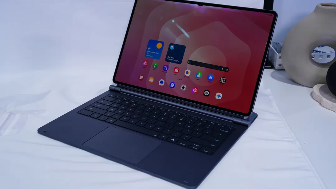 Samsung lists pro apps available on Galaxy Tab S12 series
