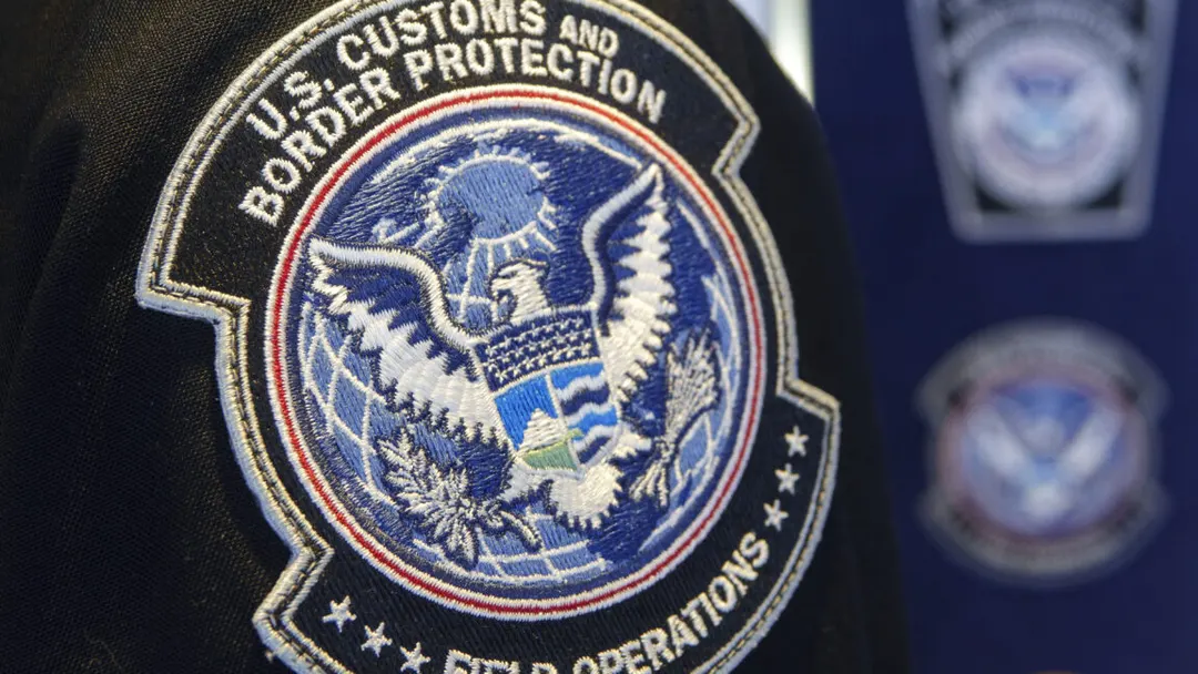 Immigration advocate sues border agents over phone seizure