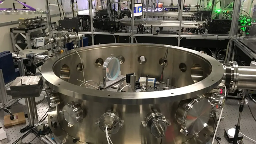 Gigaphoton tests L300KZ laser for mass production of fusion magnet wire
