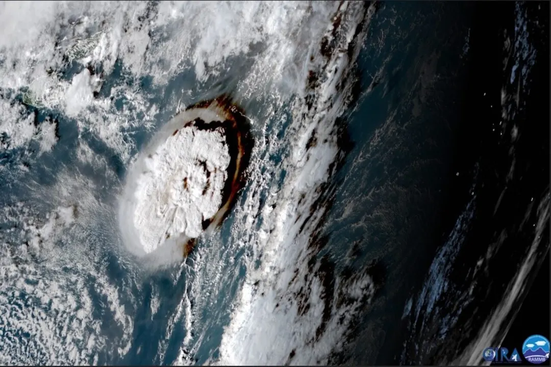 Scientists Explain Record Tsunami From Tonga's 2022 Hunga Volcano Eruption
