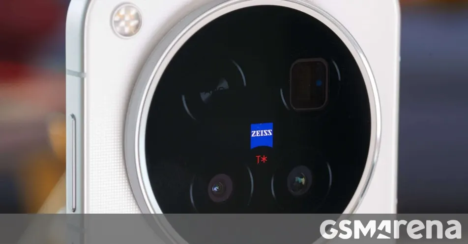vivo X500 Pro Max camera samples show off its 50+200+50MP triple setup