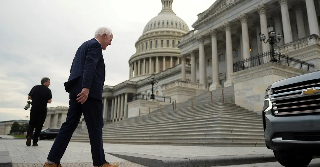 US lawmakers introduce bill to bar Chinese optical transceivers from sensitive government systems