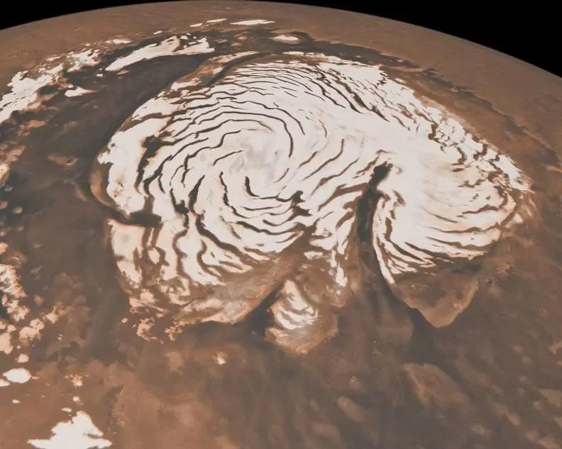 Mars' North Pole Ice Is Far Cleaner Than Expected