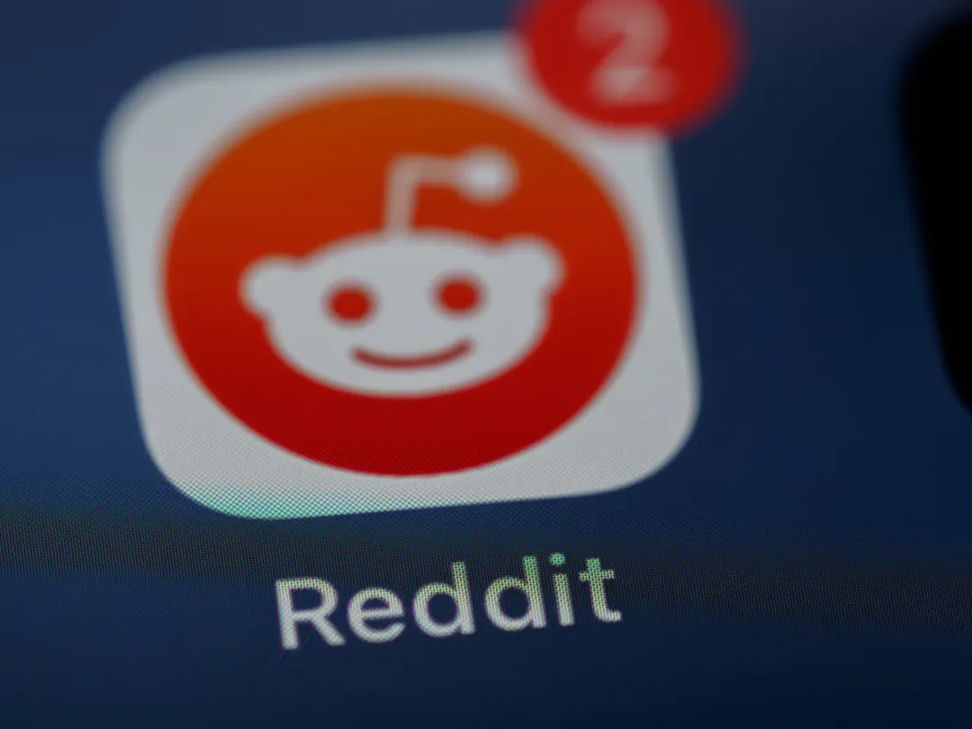 Reddit to shut down RSS feeds and public API by March 2027