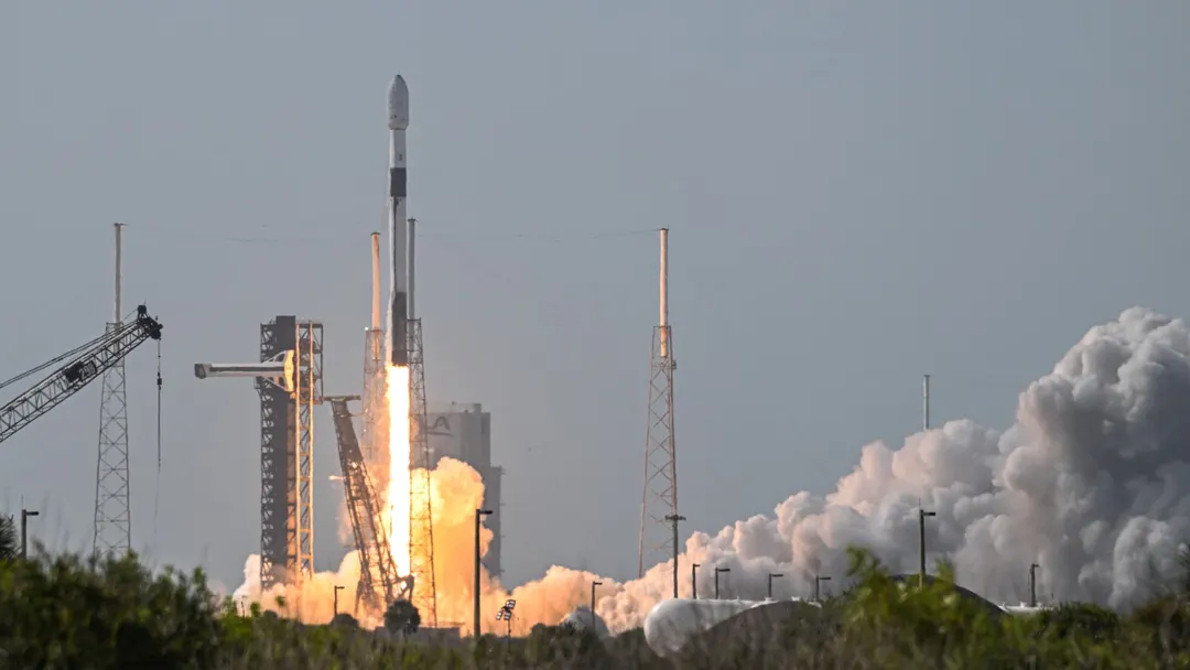 SpaceX to launch Google TPUs into orbit for Project Suncatcher