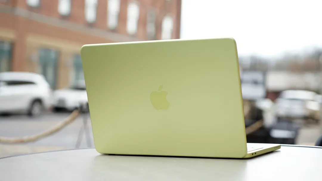 Texas school district signs $11.19M Apple lease as Chromebook repair costs soar