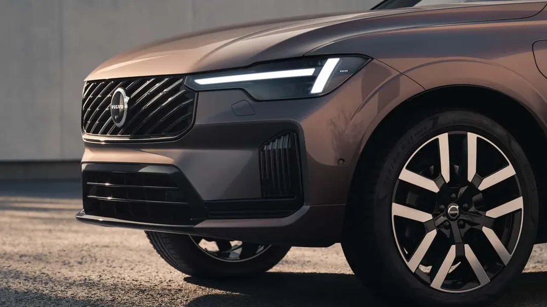Volvo Pulls Full-Year Guidance After Q3 Sales Drop 10.7%