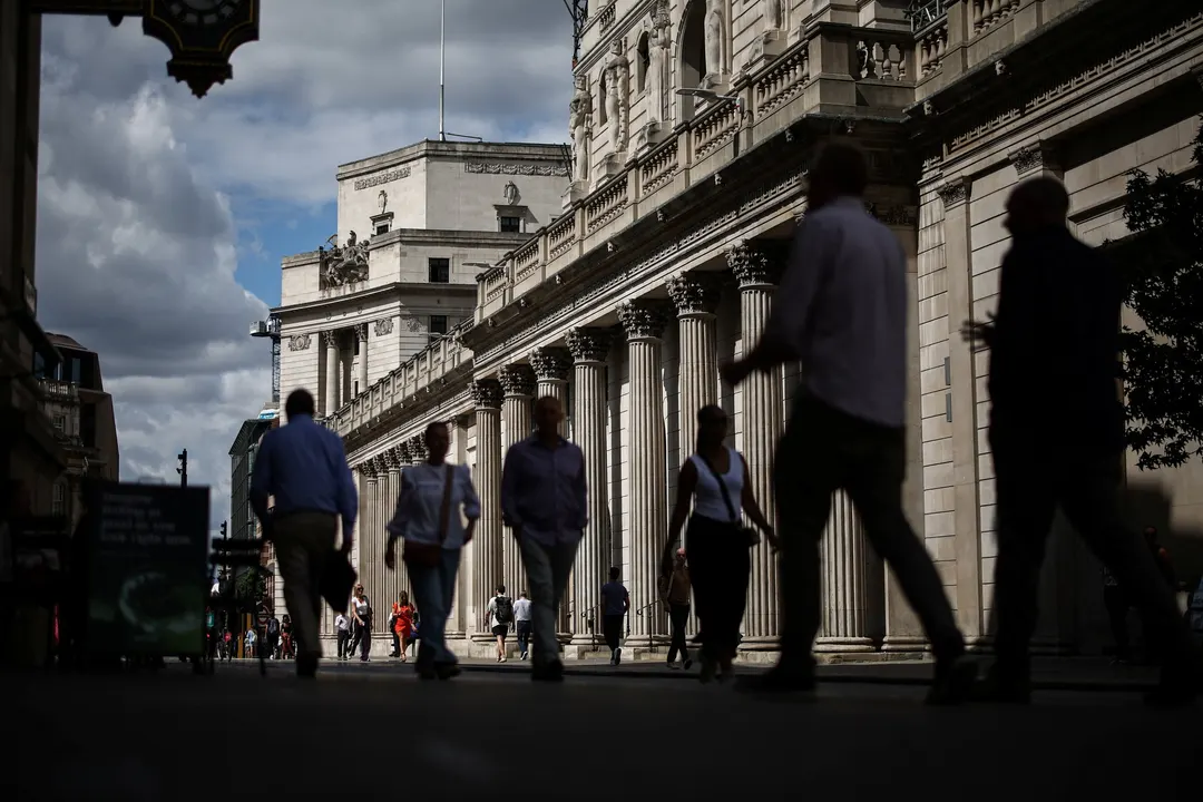 BoE Governor Demands Legal Right to Intervene in AI Systems