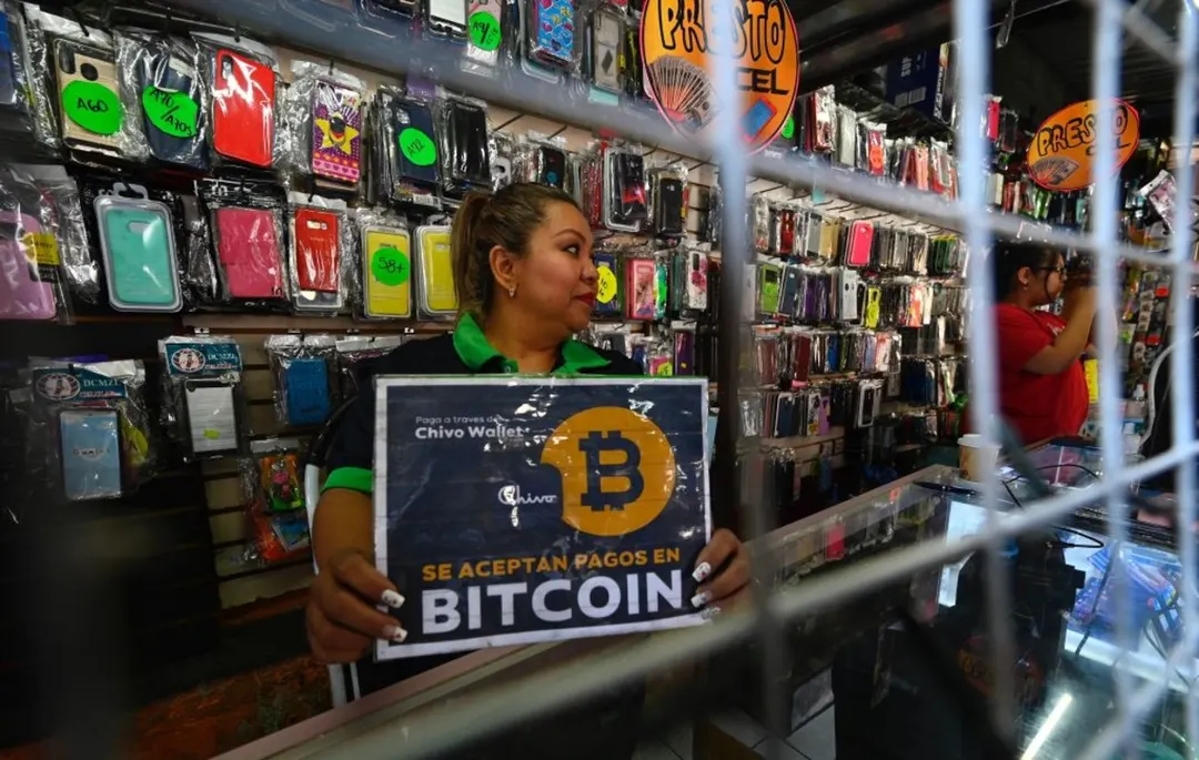 IMF Grants El Salvador Bitcoin Waiver, Releases $138 Million in Loans