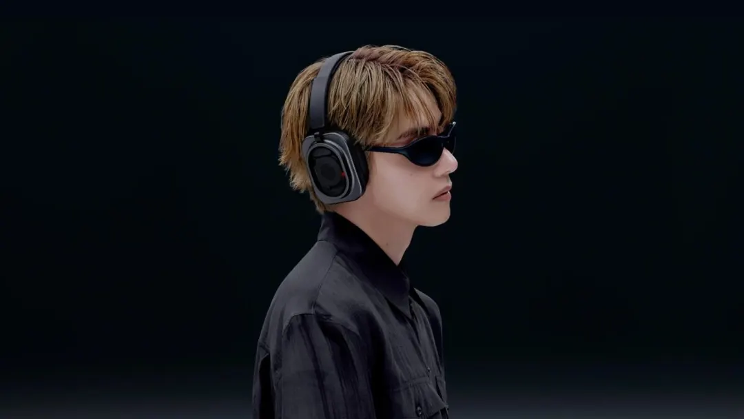 First impressions: Nothing Headphone (1) Pro at $399 and its flawed case