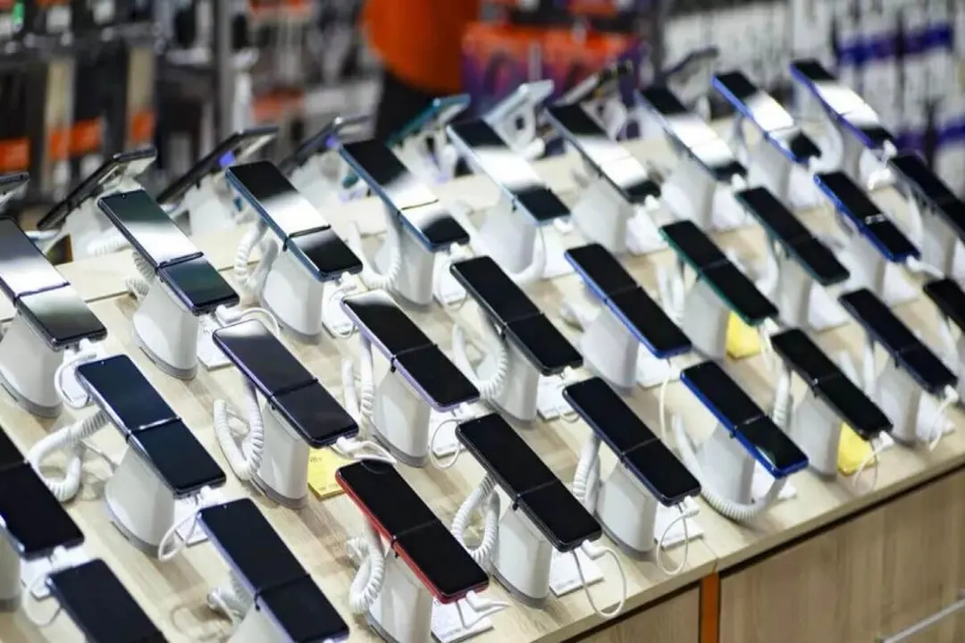 4G phones are making a comeback in India with 3% shipment growth in 2026