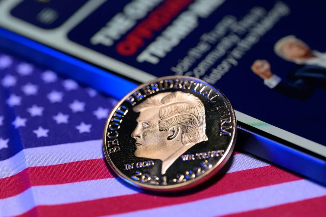 Democrats Threaten Crypto Probes as TRUMP Memecoin Holders Get Third Dinner