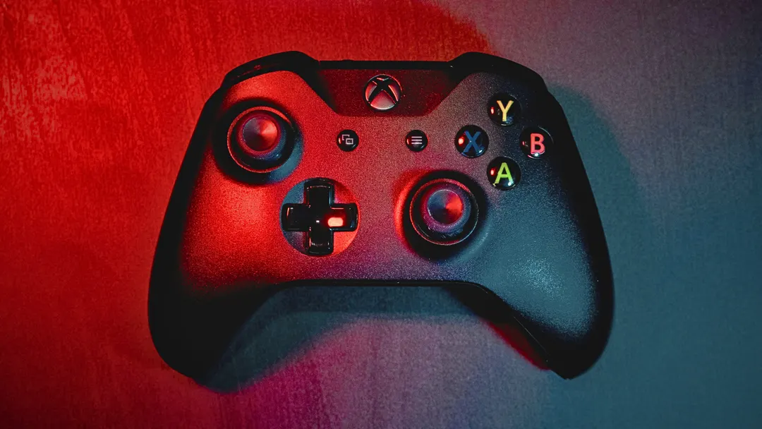 US Navy uses Xbox-style controllers to fire shipboard anti-drone lasers