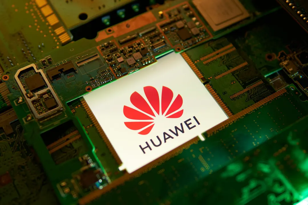 Huawei, Qualcomm sign multiyear patent licensing deal