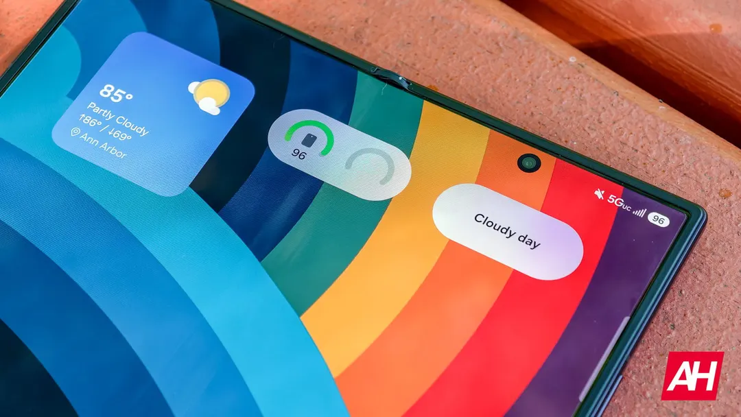 HONOR's First Wide Foldable Reportedly Launching in January