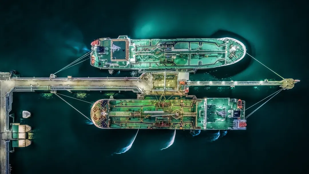 World's first tri-fuel ore carriers to haul 210,000 tons on ethanol