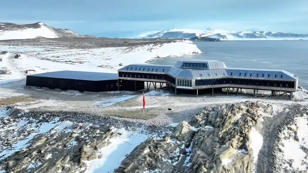 China's Qinling Antarctic Station Gets Over Half Its Power From Renewables