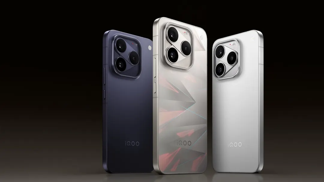 iQOO 16 could cost 37% more than iQOO 15 in India at around ₹1,00,000
