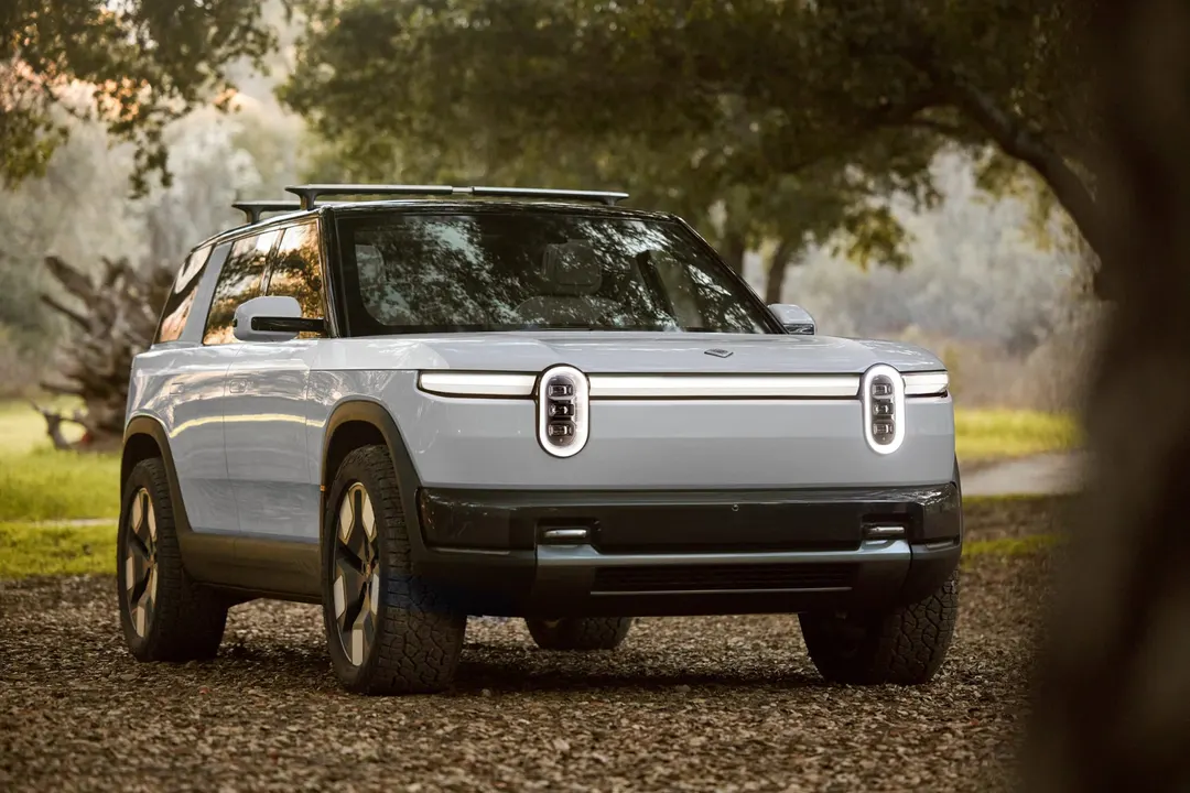 Rivian Delivers 19,248 Vehicles in Q3, but Shares Slip 2%