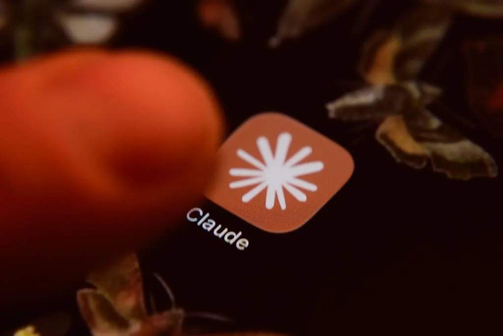 Anthropic gives startups a free year of Claude Team and $1,000 in credits