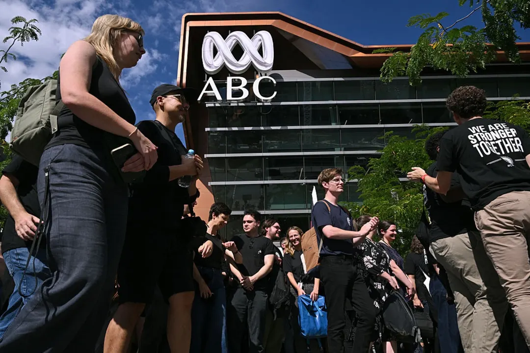 ABC Tells Australian Parliament OpenAI and Anthropic Bypass robots.txt