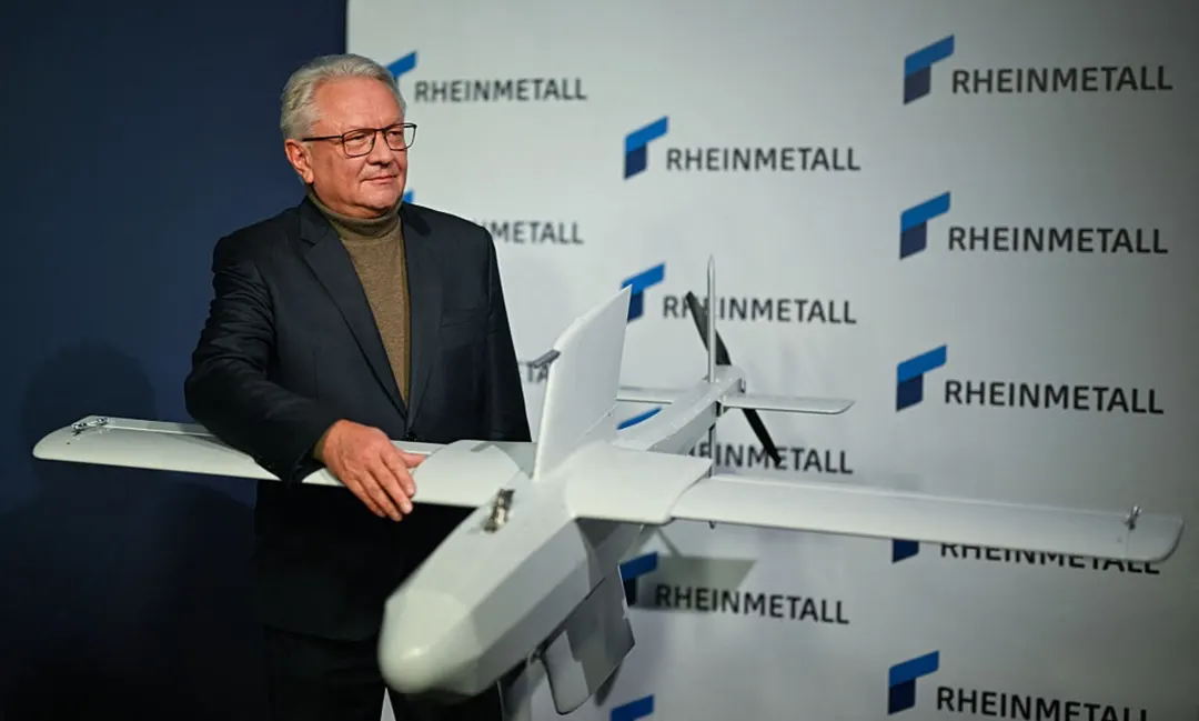 Rheinmetall and Breaker Demo Voice-Commanded Swarm of 100 Drones on Boxer