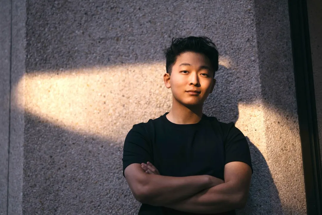 Thiel Fellow launches Underdog, a fully on-device private AI assistant