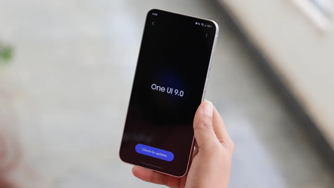 One UI 9 on Galaxy S26: Call Brief, My FanCam and Bixby widgets