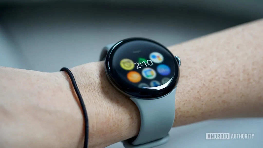 Google to remove Safety Signal from Pixel Watch 2 and 3 LTE